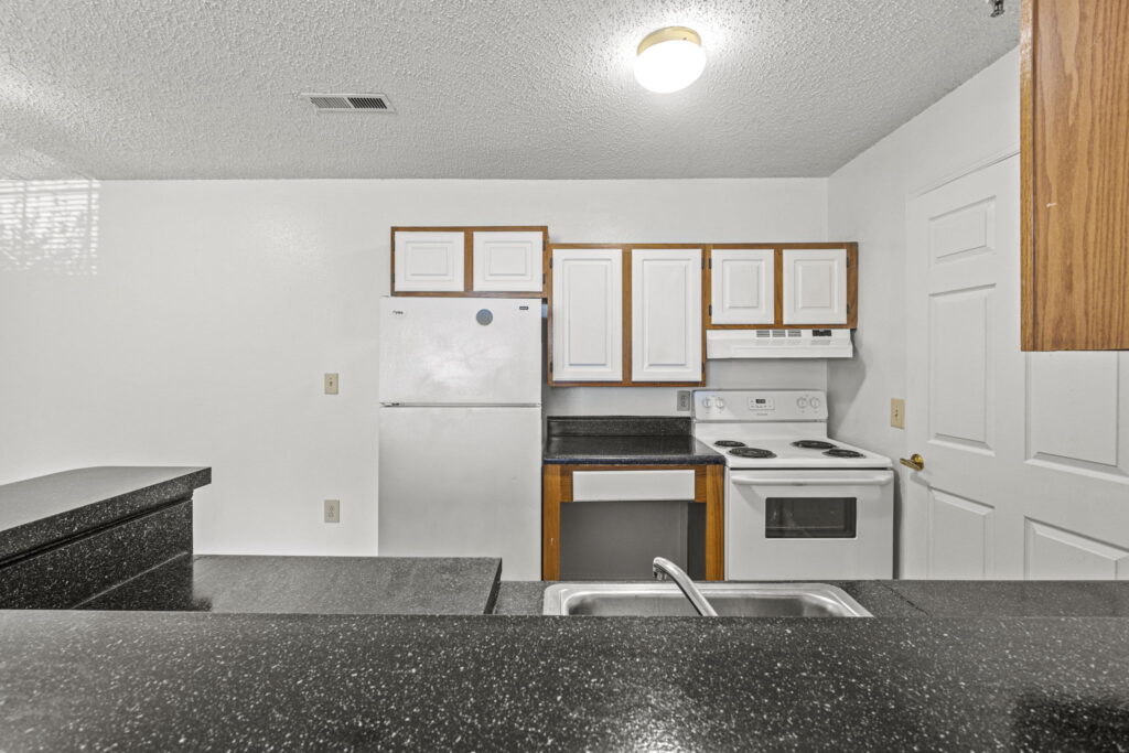 Mallard Cove Apartments view into kitchen